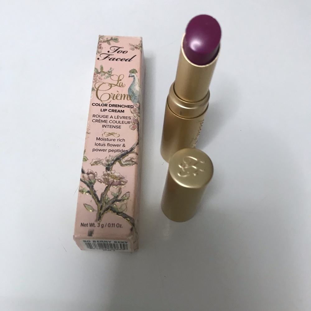 Too Faced La Crème lipstick